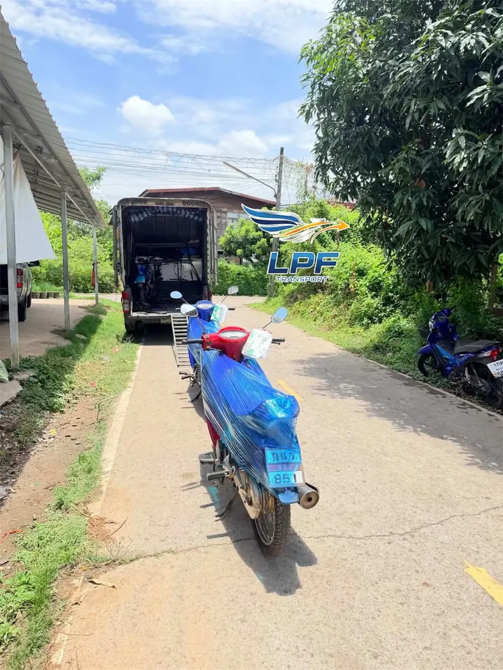 บริการขนส่งรถจักรยานยนต์ LPF Transport