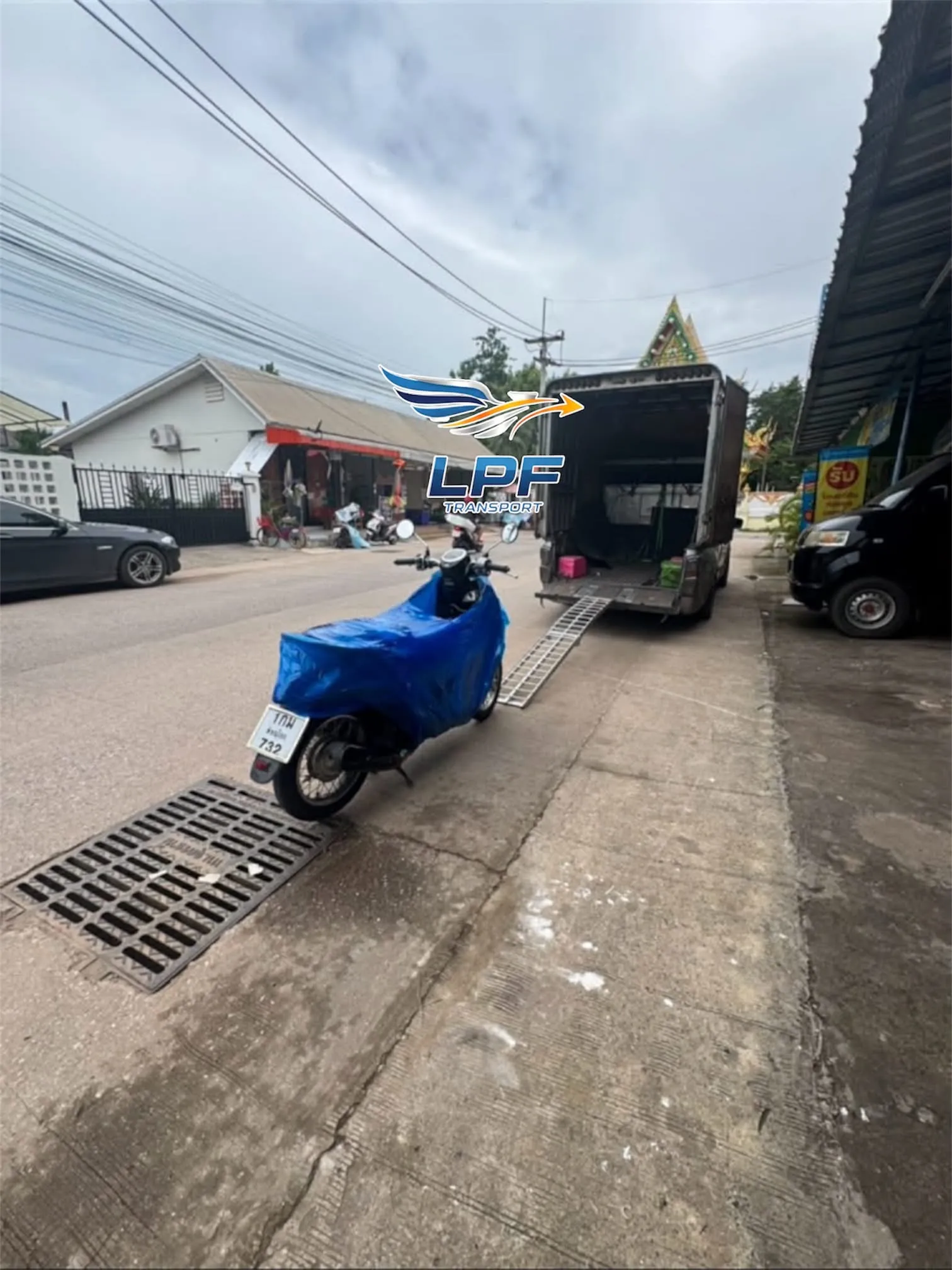ผลงานขนส่งมอเตอร์ไซค์ LPF Transport