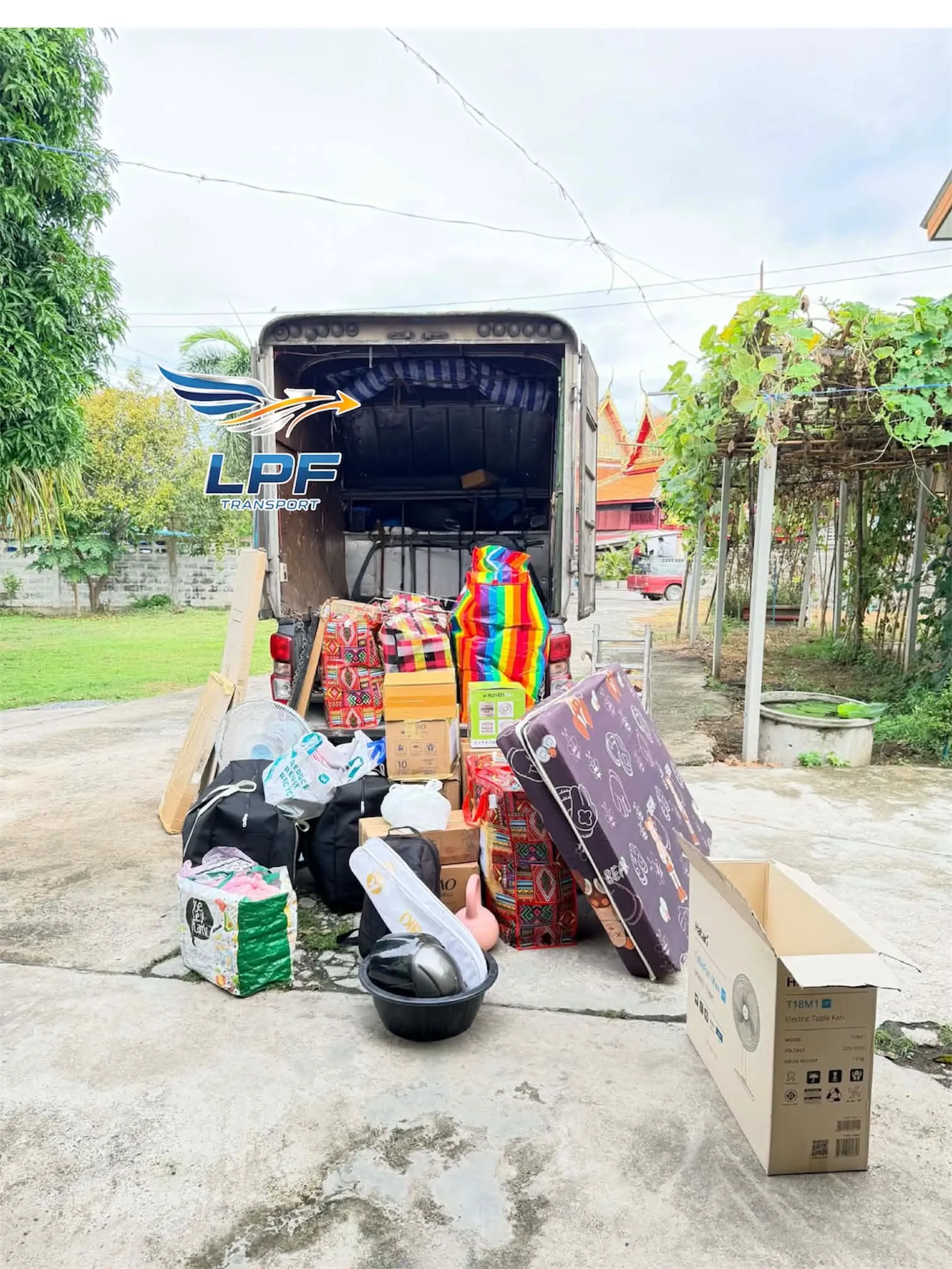 บริการขนของย้ายบ้าน LPF Transport