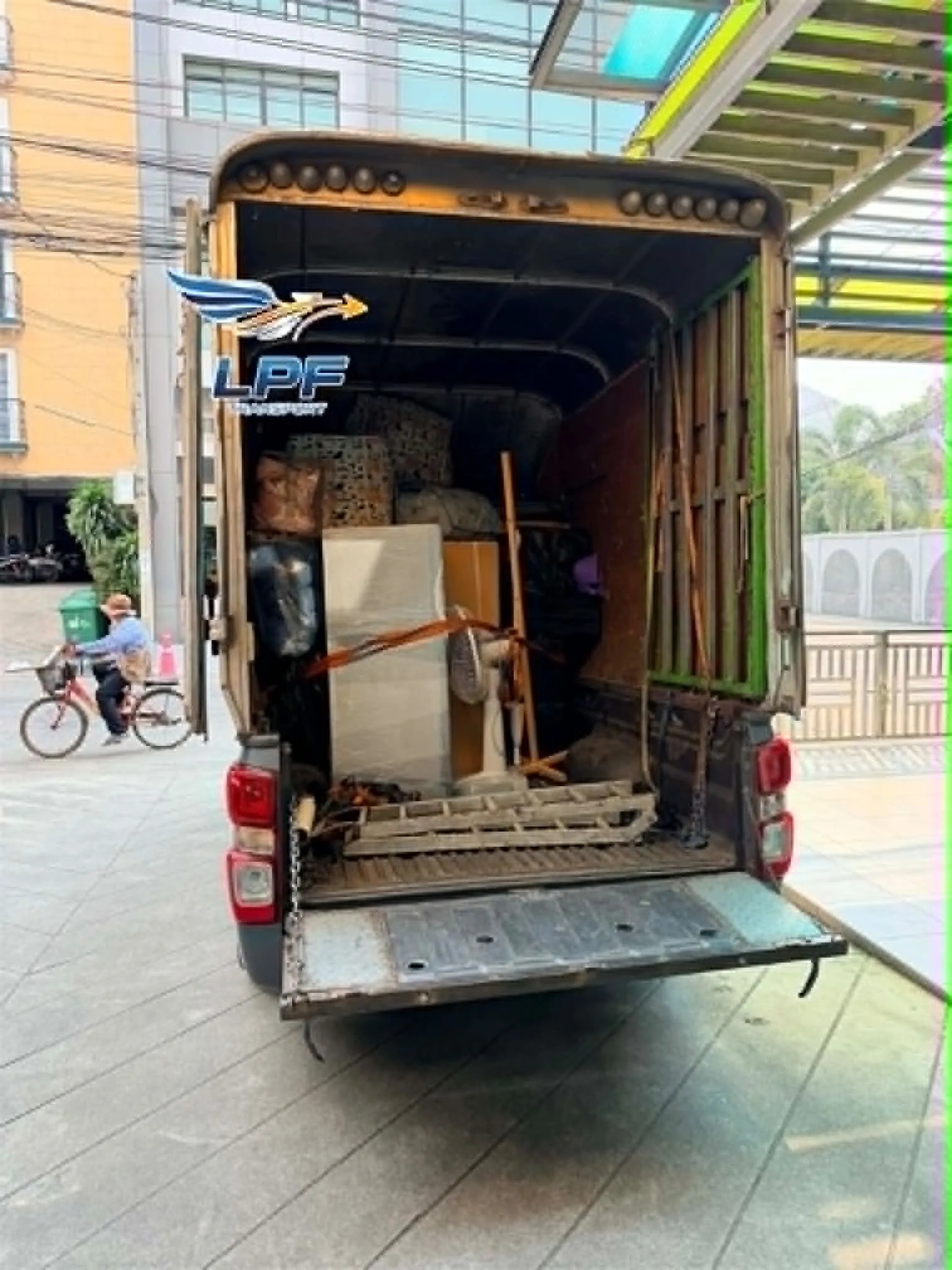 รถรับจ้างขนของย้ายบ้าน